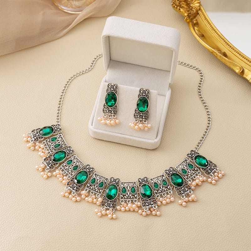 Vintage Emerald Earrings Ethnic Style Square Tassel Bead Pendant Jewelry Suit - Image 4