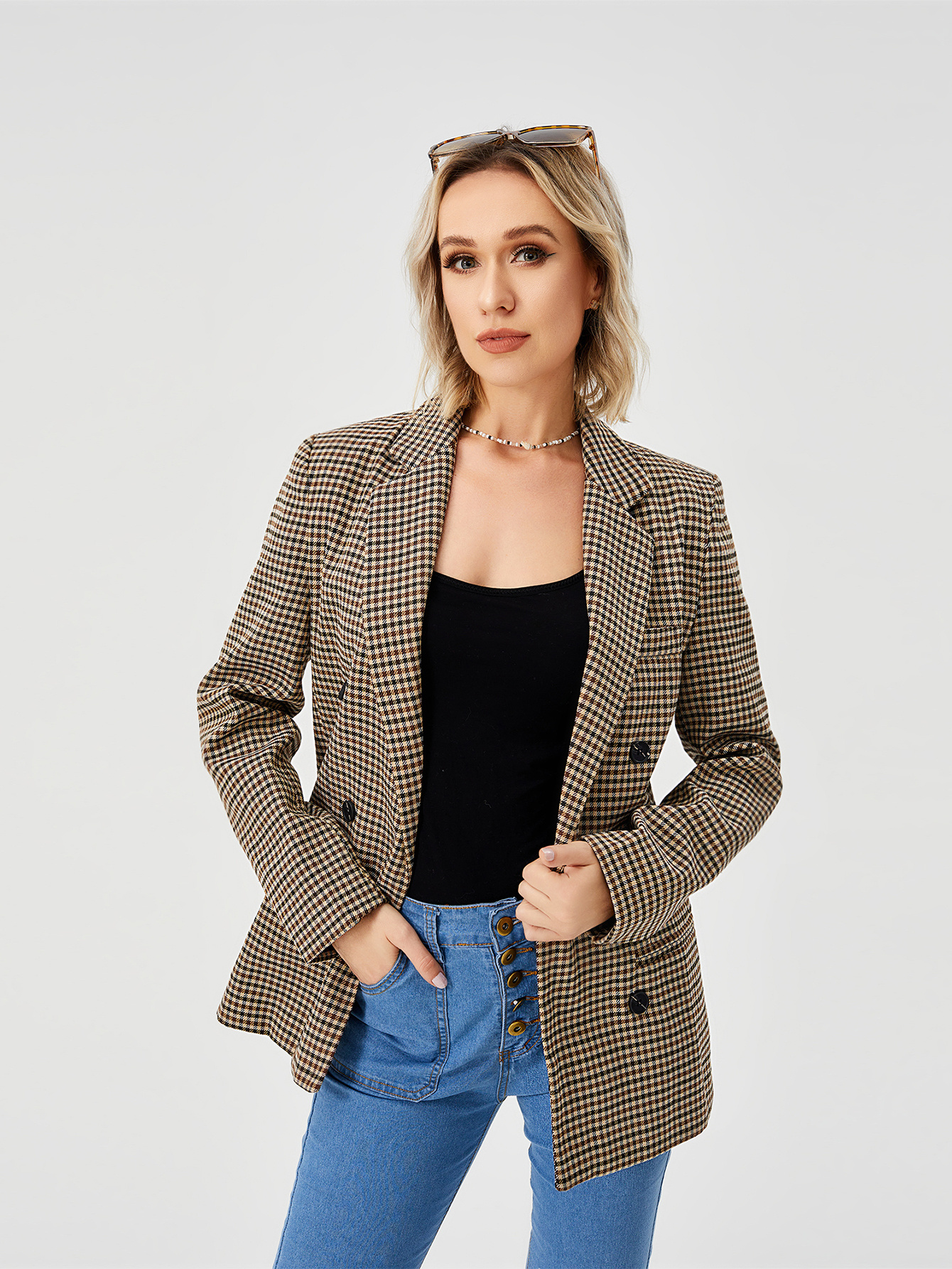 Beautiful Blazers For Ladies - Image 9