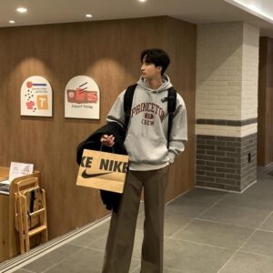 Men’s Varsity Hoodie – Vintage Collegiate Graphic Sweatshirt