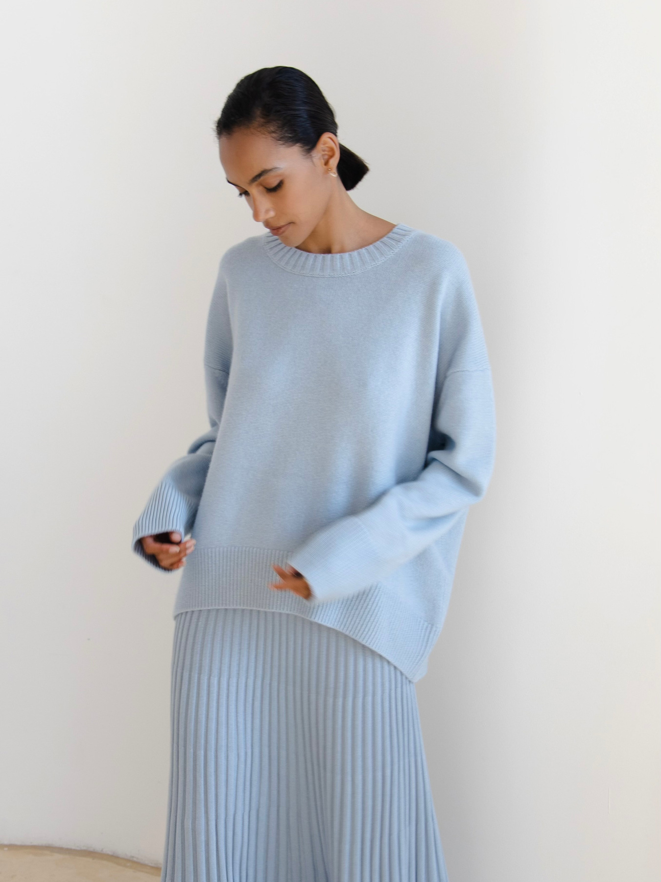 Women's Oversized Crew Neck Wool Knit Sweater - Image 8