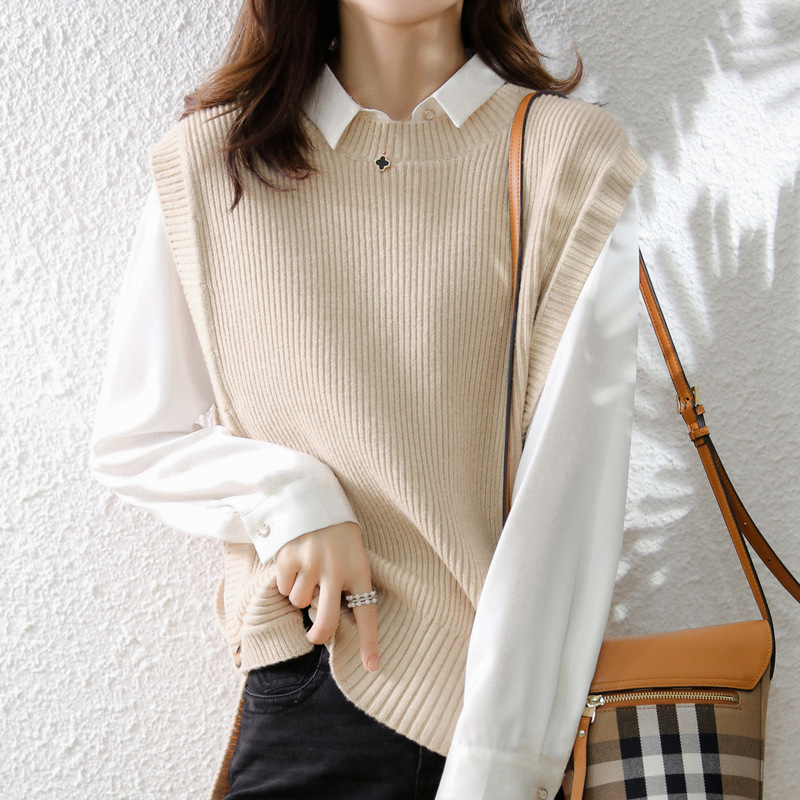 Women's Ribbed Knit Sweater Vest — Oversized Cozy Layering Pullover