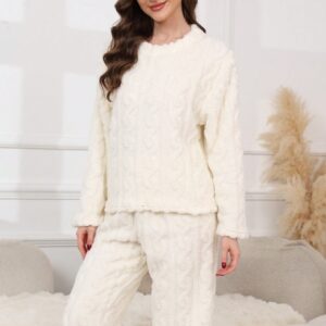 Plush Coral Fleece Pajama Set – Elegant Cable Knit 2-Piece Lounge Set