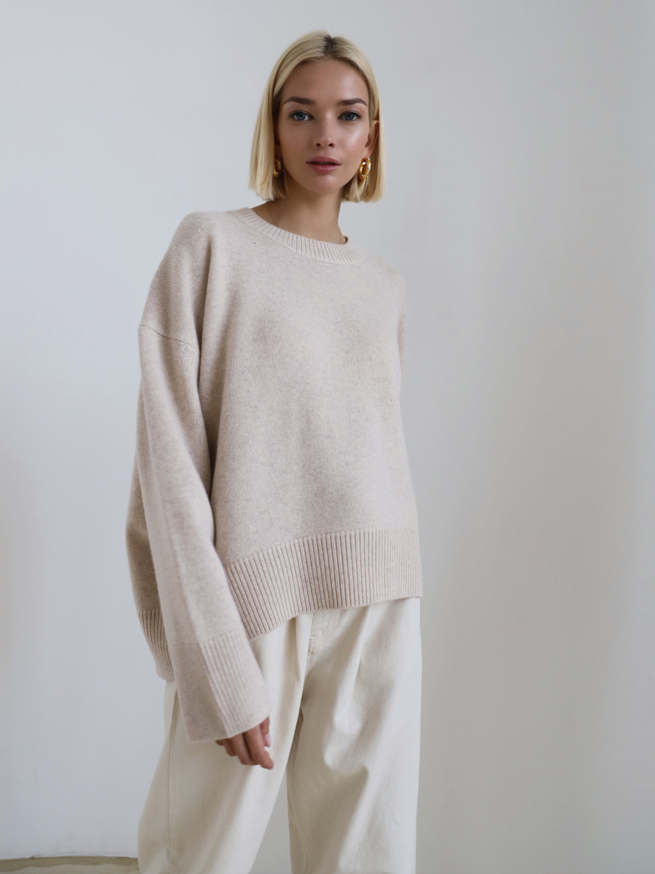 Women's Oversized Crew Neck Wool Knit Sweater - Image 6