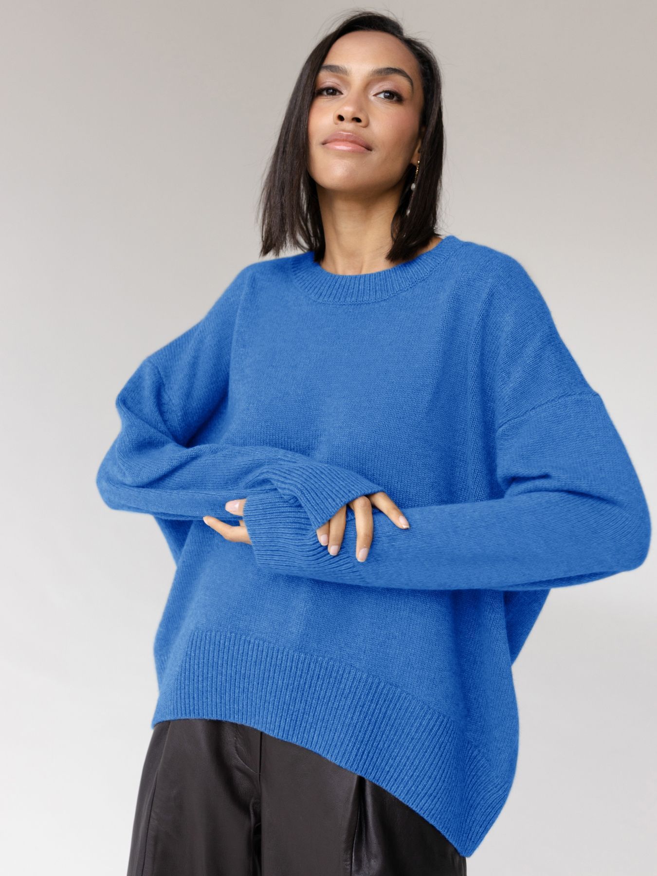 Women's Oversized Crew Neck Wool Knit Sweater - Image 10