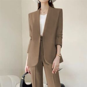Women’s Elegant 2-Piece Business Suit: 1 Sophisticated Must-Have Set
