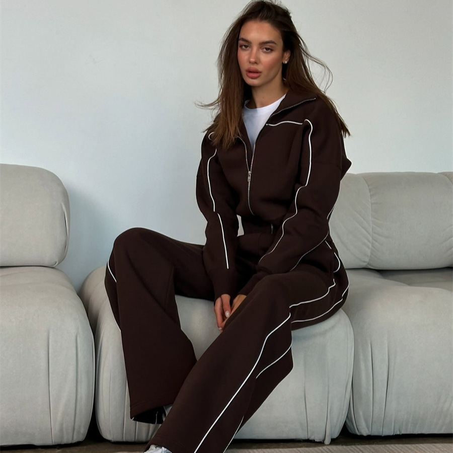 wide leg tracksuit